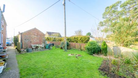 3 bedroom End of terrace house for sale in Spilsby Road, Horncastle, LN9