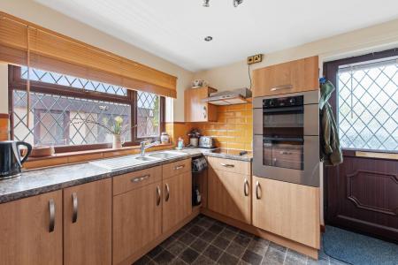2 bedroom Detached bungalow for sale in Station Road, Willoughby, LN13