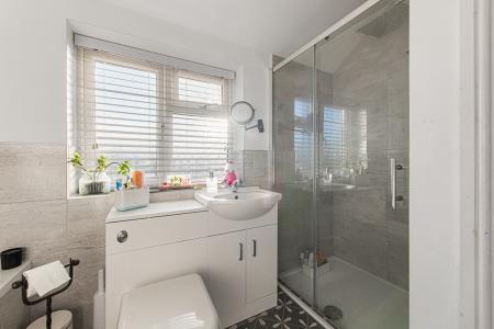 4 bedroom Semi-detached house for sale in Tennyson Gardens, Horncastle, LN9