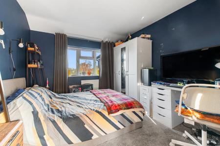 4 bedroom Semi-detached house for sale in Tennyson Gardens, Horncastle, LN9