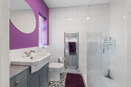 4 bedroom Semi-detached house for sale in Tennyson Gardens, Horncastle, LN9