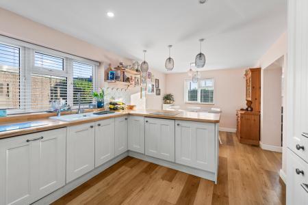 4 bedroom Semi-detached house for sale in Tennyson Gardens, Horncastle, LN9