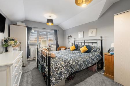 4 bedroom Semi-detached house for sale in Tennyson Gardens, Horncastle, LN9