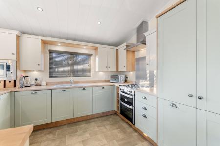 2 bedroom Park home for sale in The Gunby Lake Holiday Park, Spilsby, PE23