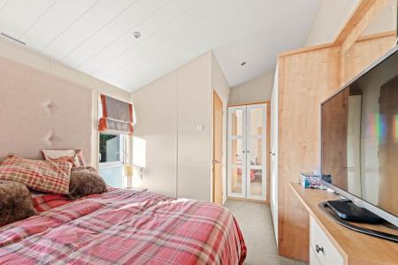 2 bedroom Park home for sale in The Gunby Lake Holiday Park, Spilsby, PE23