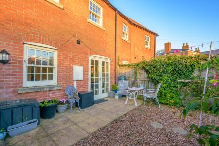 3 bedroom Terraced House for sale in West Street, Horncastle, LN9