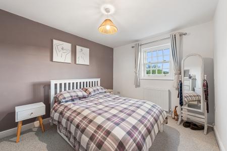 3 bedroom Terraced House for sale in West Street, Horncastle, LN9