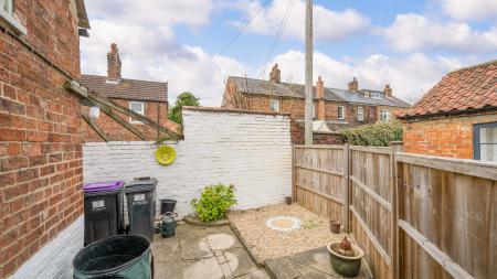 2 bedroom Semi-detached house for sale in West Street, Horncastle, LN9
