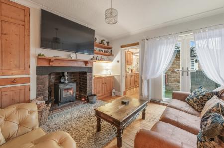 3 bedroom Semi-detached house for sale in Queen Street, Horncastle, LN9