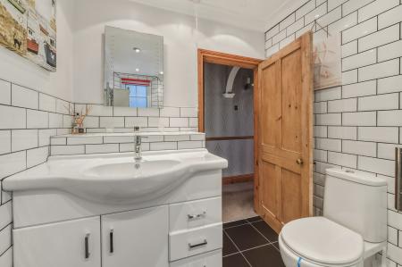 3 bedroom Semi-detached house for sale in Queen Street, Horncastle, LN9