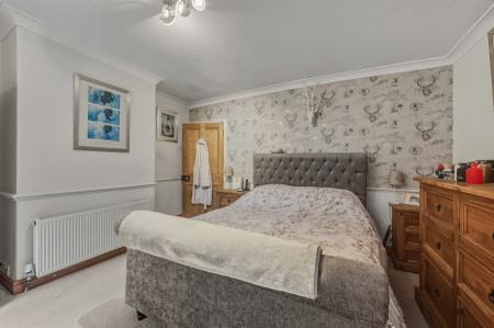 3 bedroom Semi-detached house for sale in Queen Street, Horncastle, LN9