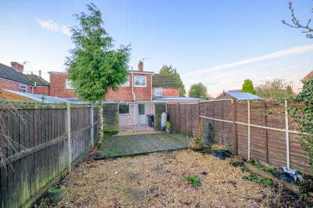 2 bedroom Terraced House for sale in Main Road, Hundleby, PE23