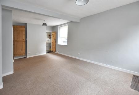 3 bedroom End of terrace house for sale in Bentley Street, Stamford, PE9