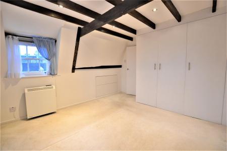 2 bedroom Flat for sale in Broad Street, Stamford, PE9