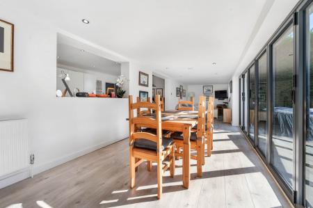 3 bedroom Bungalow for sale in Cambridge Road, Stamford, PE9