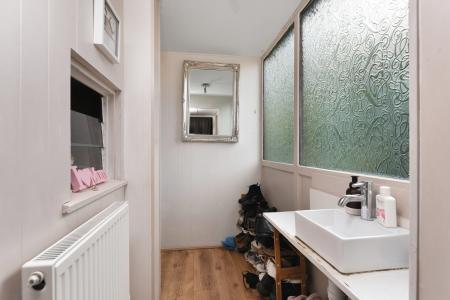 4 bedroom Detached house for sale in Cherryholt Road, Stamford, PE9