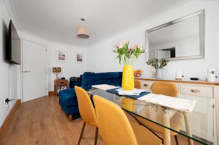 2 bedroom Bungalow for sale in Christ Church Close, Stamford