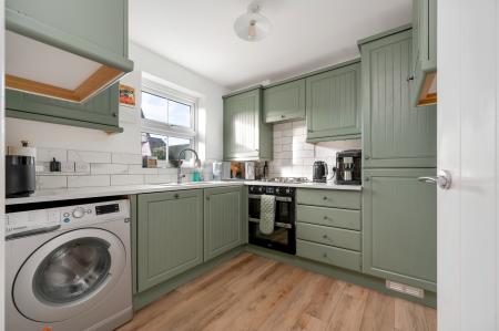 2 bedroom Bungalow for sale in Christ Church Close, Stamford