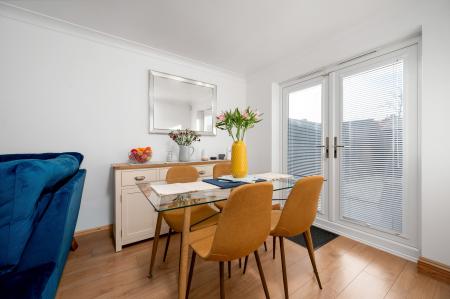 2 bedroom Bungalow for sale in Christ Church Close, Stamford