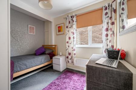 4 bedroom Semi-detached house for sale in Darley Close, Wittering