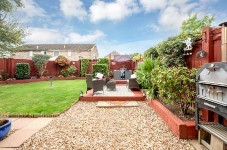 4 bedroom Semi-detached house for sale in Darley Close, Wittering
