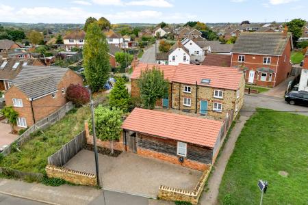 3 bedroom Detached house for sale in Denford Road, Ringstead