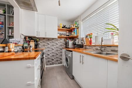 2 bedroom Terraced House for sale in East Street, Stamford, PE9