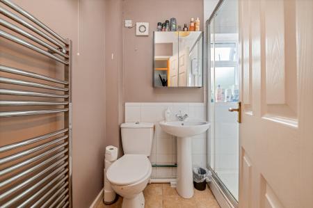 2 bedroom Terraced House for sale in East Street, Stamford, PE9