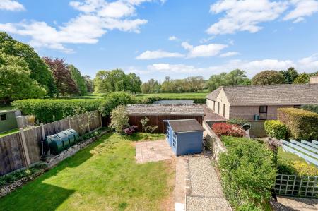 3 bedroom Semi-detached house for sale in Elton Road, Wansford