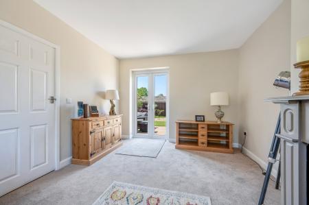 3 bedroom Semi-detached house for sale in Elton Road, Wansford