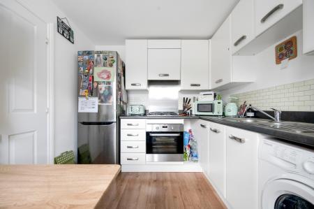 2 bedroom Terraced House for sale in Groves Crescent, Stamford