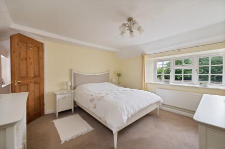 2 bedroom Cottage for sale in High Street, Easton On The Hill, Stamford, PE9