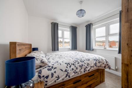 3 bedroom Detached house for sale in Kingsdown Drive, Stamford