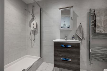 3 bedroom Detached house for sale in Kingsdown Drive, Stamford