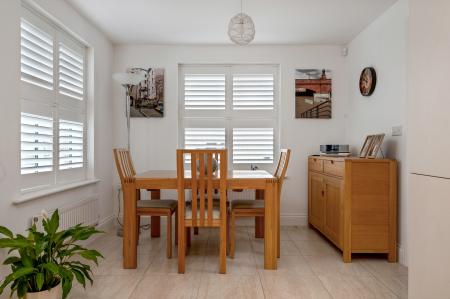 3 bedroom Detached house for sale in Kingsdown Drive, Stamford