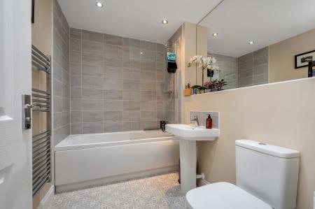 4 bedroom Town house for sale in Langton Walk, Stamford