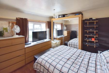 3 bedroom Terraced House for sale in Luffenham Road, Ketton, Stamford, PE9