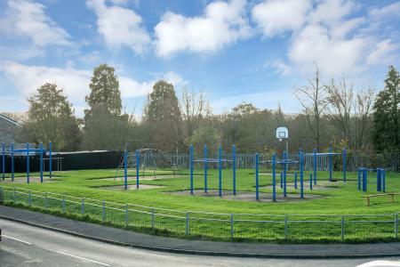 3 bedroom Terraced House for sale in Mountbatten Avenue, Stamford