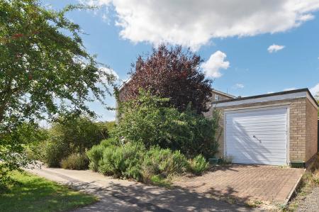 2 bedroom End of terrace house for sale in Parkfield Road, Ryhall