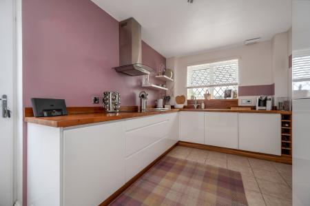 3 bedroom Semi-detached house for sale in Plover Road, Essendine