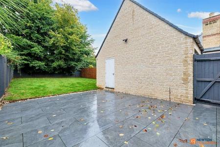 3 bedroom Semi-detached house for sale in Prebendal Close, Nassington, Stamford, PE8