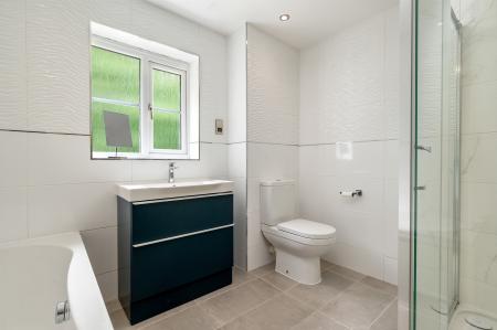 5 bedroom Detached house for sale in Tricklebank Gardens, Stamford