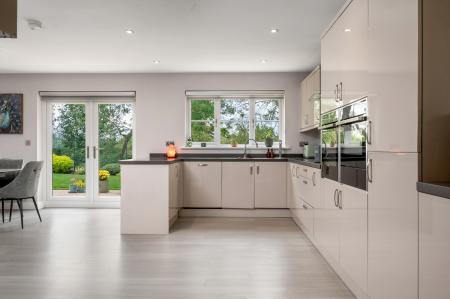 5 bedroom Detached house for sale in Tricklebank Gardens, Stamford