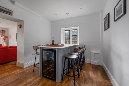 4 bedroom Detached house for sale in Uffington Road, Barnack, Stamford, PE9