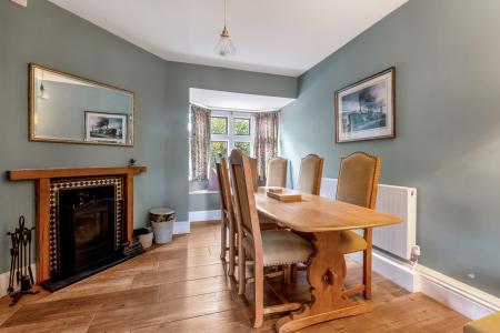 4 bedroom Detached house for sale in Uffington Road, Barnack, Stamford, PE9