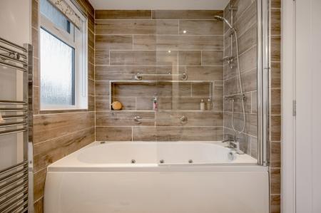 2 bedroom Lodge for sale in Waters View, Yarwell