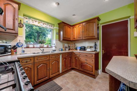 2 bedroom Semi-detached house for sale in Waverley Place, Stamford