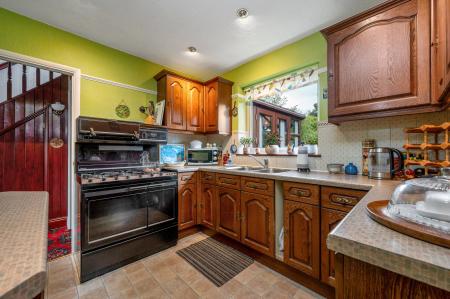 2 bedroom Semi-detached house for sale in Waverley Place, Stamford