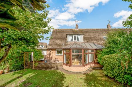 2 bedroom Semi-detached house for sale in Waverley Place, Stamford