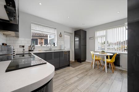 3 bedroom Detached bungalow for sale in West Mill, Easton On The Hill